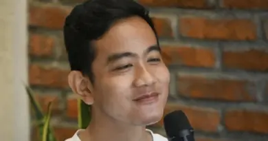Munarman Soroti Surat Penyetaraan Ijazah Gibran: Ini Masa Belajarnya Hanya Sekitar 2,5 Bulan