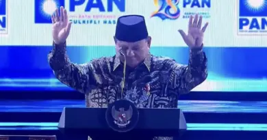 Kabinet Bayangan Soroti Prabowo yang Pidato Sebut Pakar Goblok tapi Dikasi Tepuk Tangan: Pantes Dua Tahun Malah Makin-makin