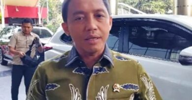 Raja Juli Bereaksi Keras soal Gugatan Syarat Pendidikan Gibran di MK: Manuver Tak Beradab