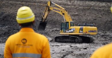 RKAB Tekan Kinerja Operasional dan Keuangan United Tractors, Bagaimana Prospek ke Depan?