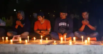 IJTI Sulsel Gelar Doa dan Nyala Lilin untuk 5 Jurnalis yang Hilang Saat Liputan Erupsi Krakatau