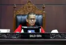 Hakim MK Saldi Isra Menaruh Pertanyaan ke Bawaslu soal Syarat Pendidikan Gibran