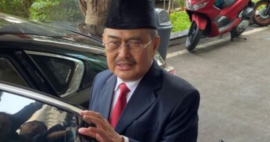 Prof Jimly Nilai Politisi Berhak Memimpin Meski Tak Punya Ijazah: Bahkan Tidak Sekolah Sekalipun