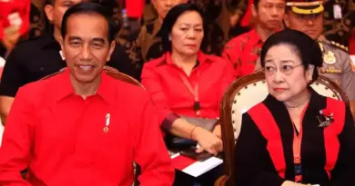 Relawan Gibran Sebut PDIP Benci Jokowi, Deddy Sitorus Sebut Mereka Parasit