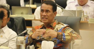 Tiga Survei Nasional Terbaru: Amran Sulaiman Peringkat Pertama Menteri Terbaik