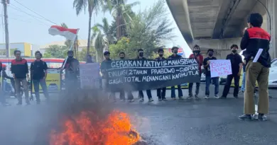 Indonesia Masih Diselimuti Asap Karhutla, Prabowo Dicap Gagal oleh Mahasiswa di Makassar