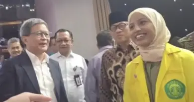 Fatimah Azzahra Kritik Etika MBG, Rocky Gerung Sentil Bisnis Busuk di Balik Program Prabowo