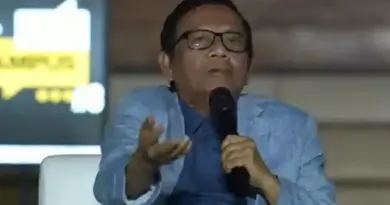 Mahfud MD: Era Jokowi Menteri Diberi Ruang Berdiskusi, Kabinet Sekarang Tampak Kaku dan Satu Arah